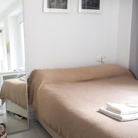 Atico Con Balcon En Pleno Centro Apartment Seville Luaran gambar